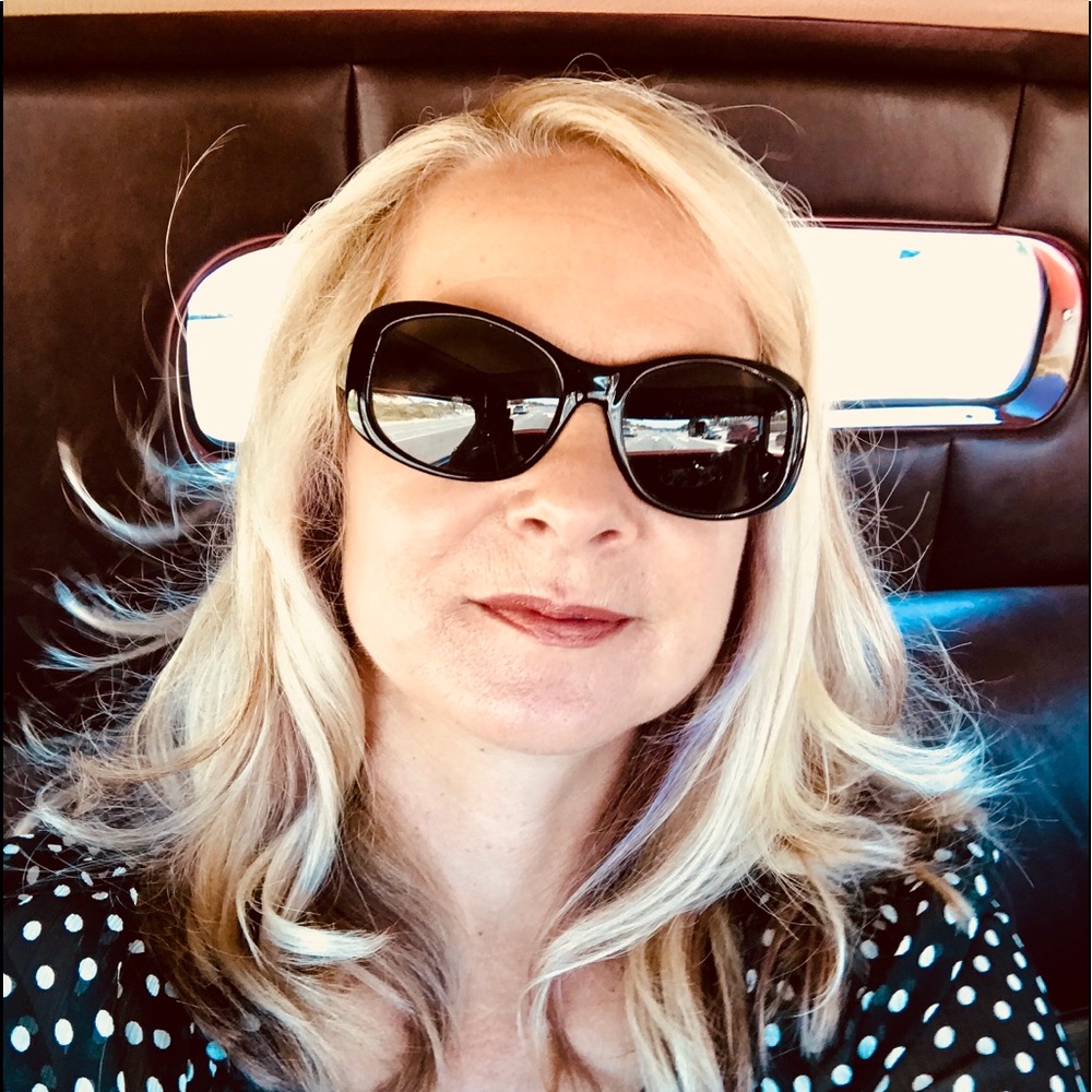 Meet your Posher, Beverley